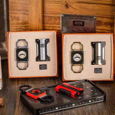 Étui à cigares simple avec coupe-cigare