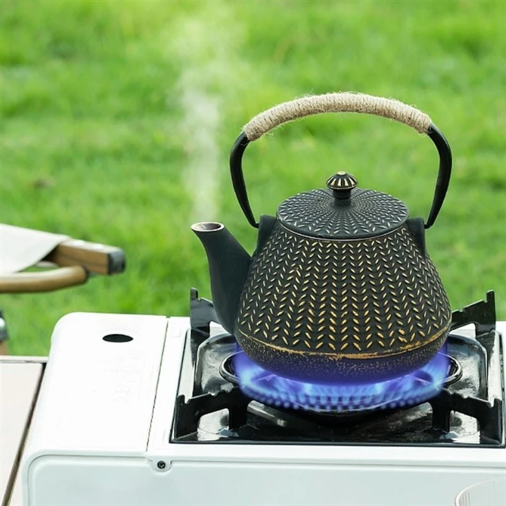 Teapot Iron Black